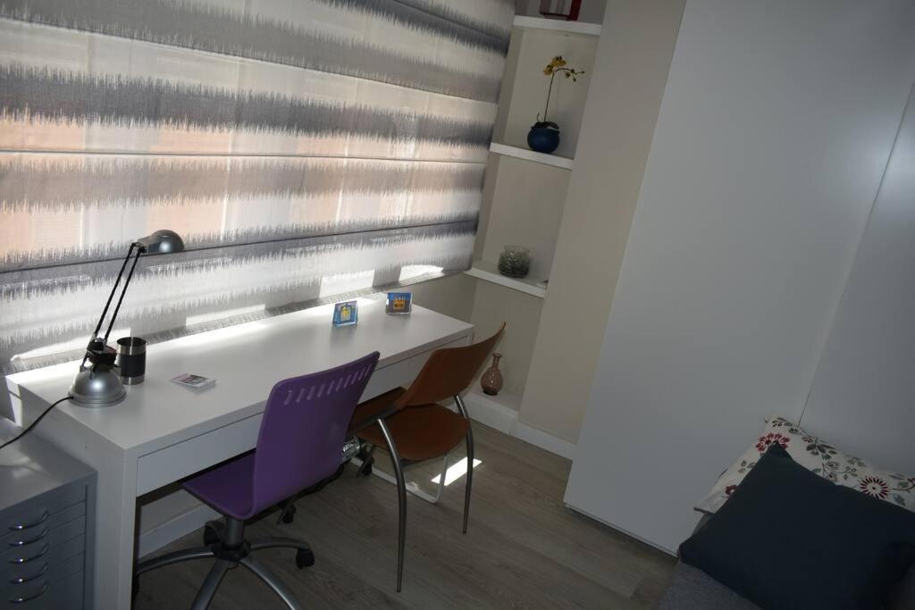 Precioso Piso En Almeria Centro Con Parking Gratis Kültér fotó