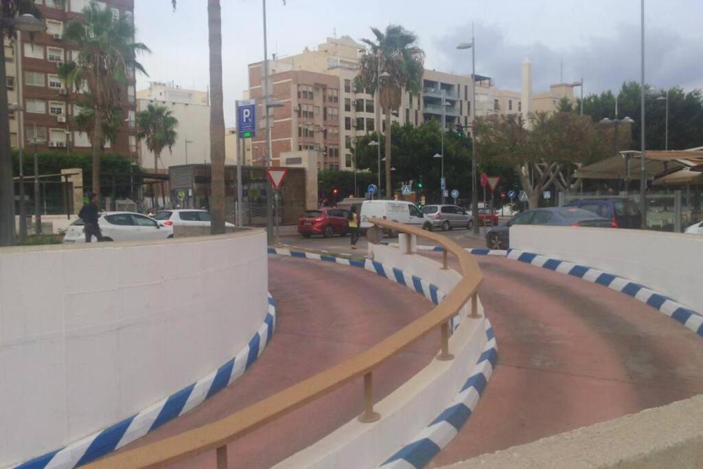 Precioso Piso En Almeria Centro Con Parking Gratis Kültér fotó